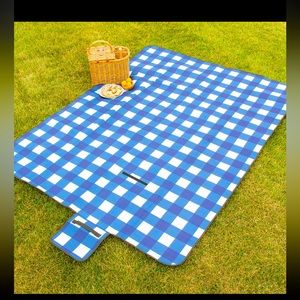 Cozelle - Foldable Picnic Blanket